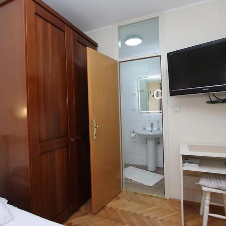 Room Roma Rovinj Ngoại thất bức ảnh